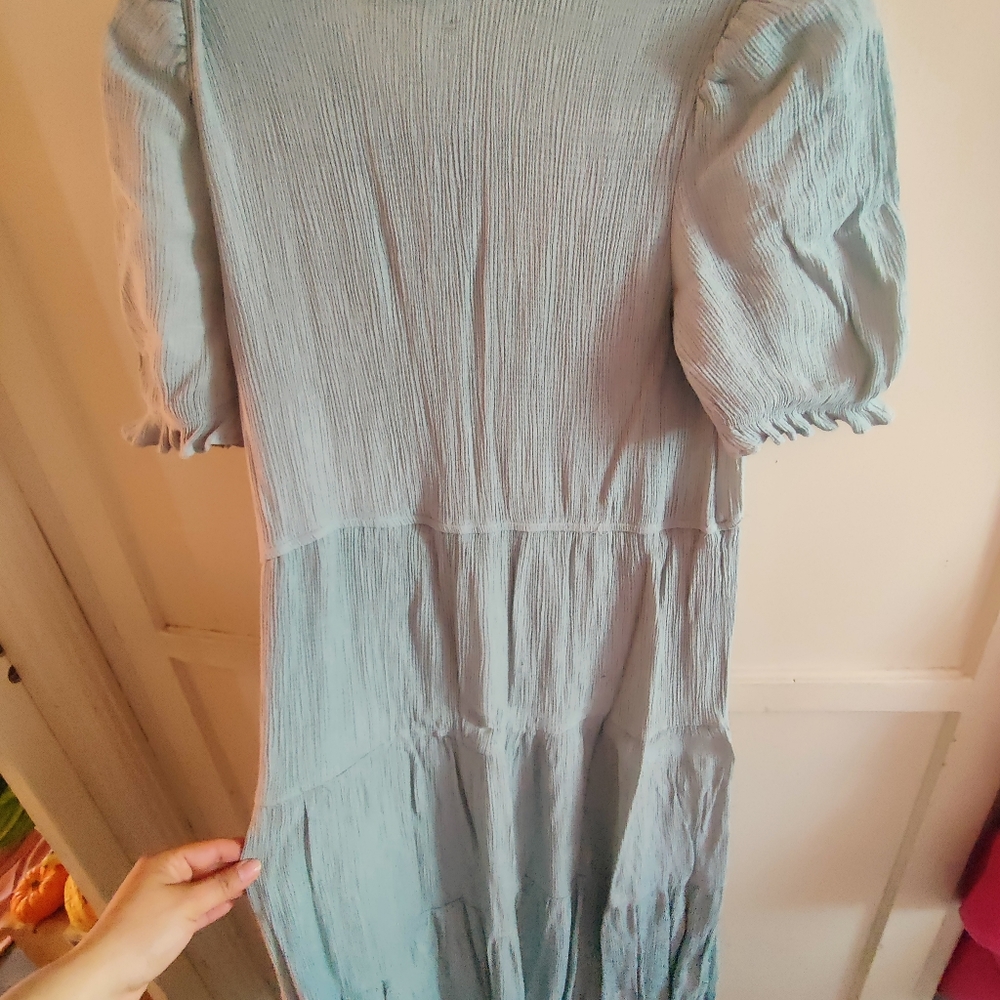 Dress - Picture 3 of 3